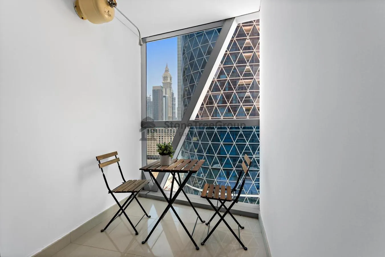 Stonetree - Park Towers - Near The Metro Apartment Dubai