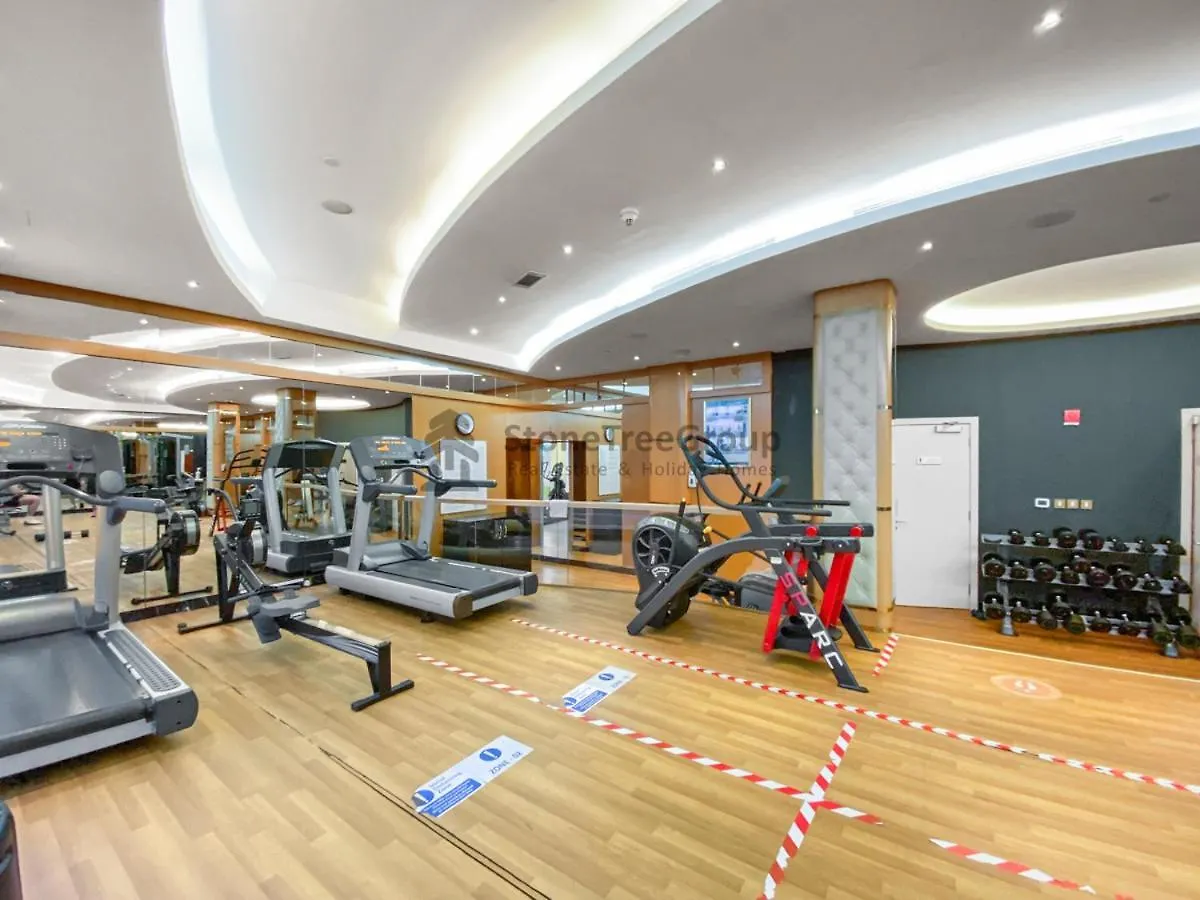 Stonetree - Park Towers - Near The Metro Apartment Dubai